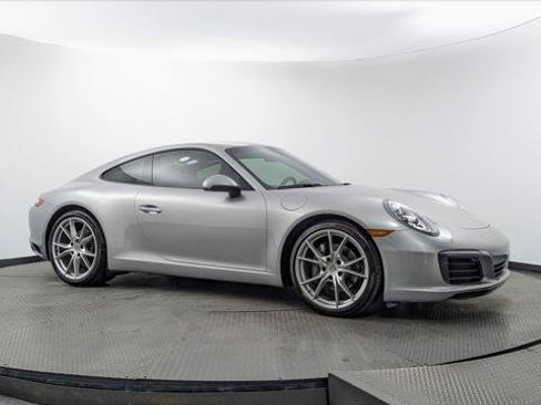 Used 2018 Porsche 911 Carrera RWD image 11