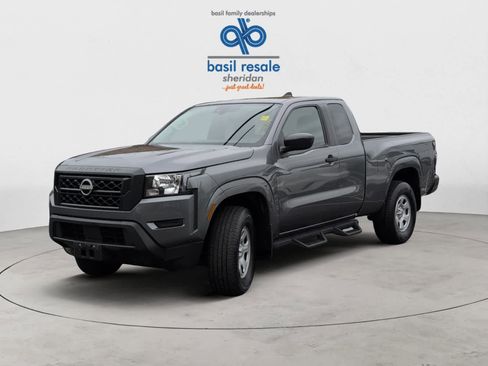 Used 2023 Nissan Frontier S w/ Technology Package image 2
