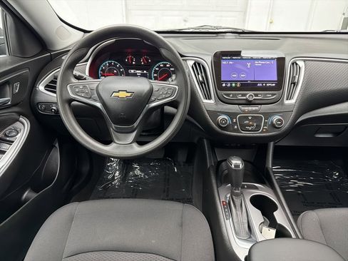 Certified 2020 Chevrolet Malibu LS image 16