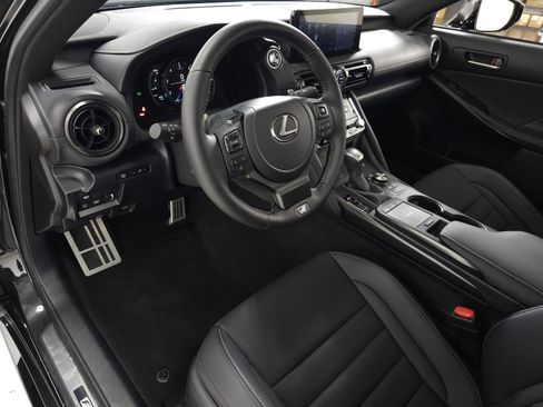 Used 2025 Lexus IS 350 F Sport image 17