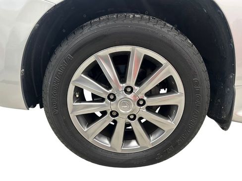 Used 2011 Lexus LX 570 4WD image 9