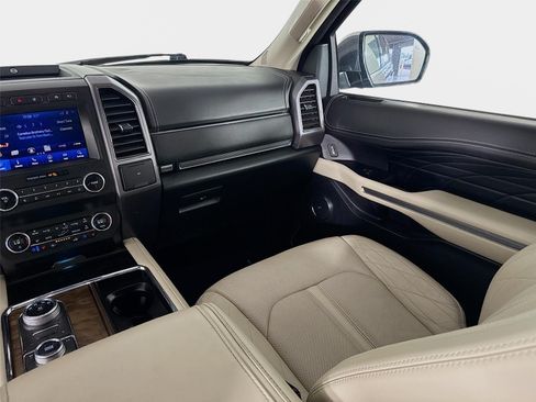 Used 2020 Ford Expedition Platinum AWD/4WD image 26