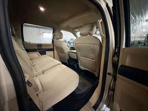 Used 2018 Ford F150 XLT w/ Equipment Group 302A Luxury image 11