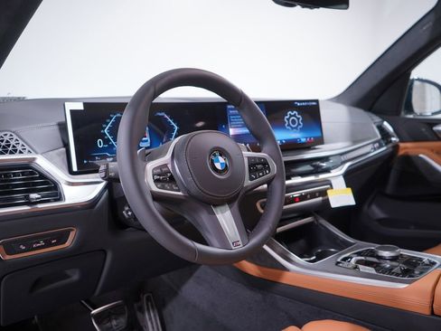 New 2026 BMW X7 xDrive40i w/ M Sport Package image 6