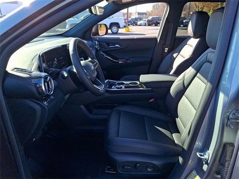 New 2026 Chevrolet Equinox LT w/ Convenience Package II image 11