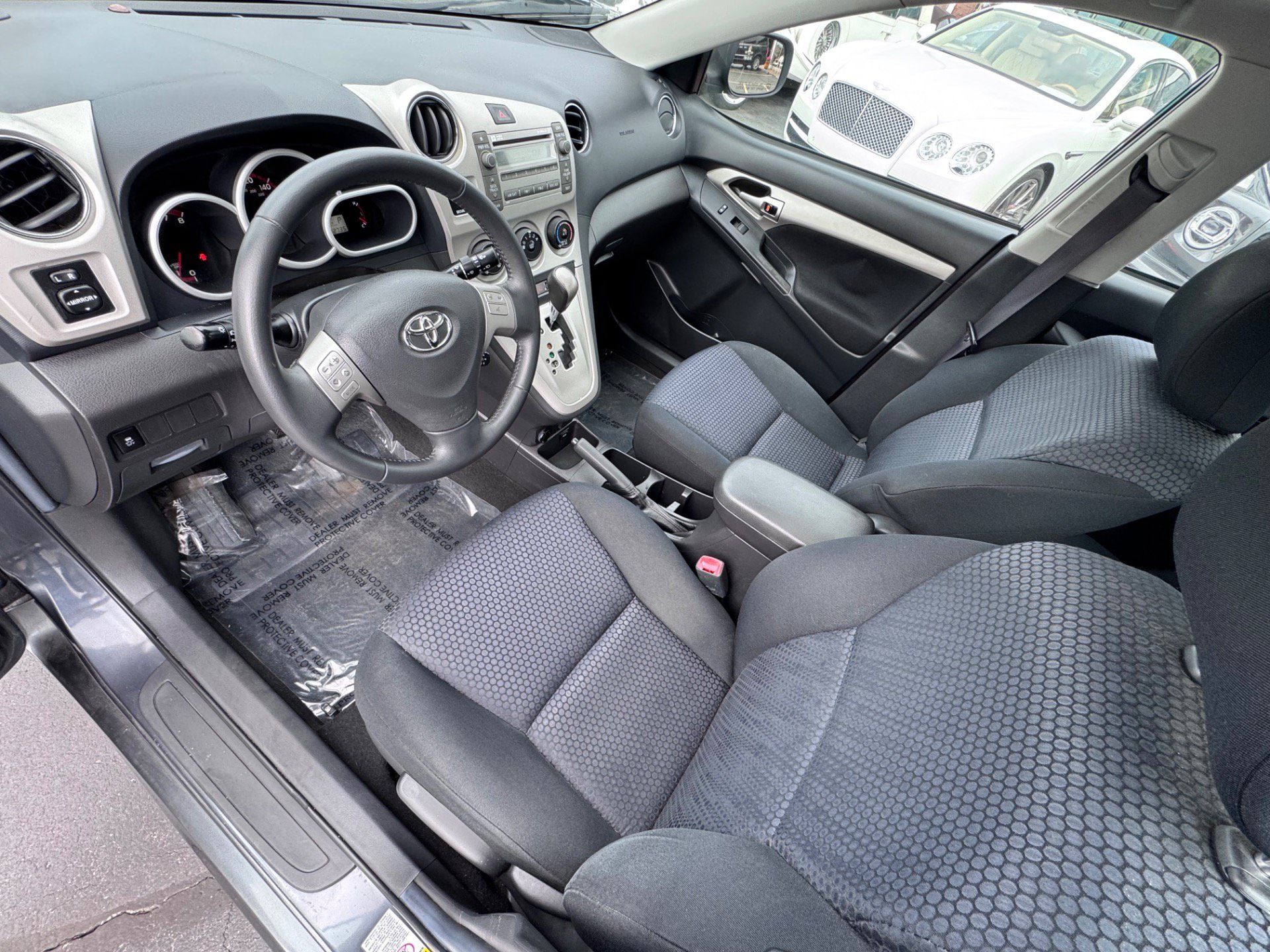 Used 2009 Toyota Matrix XRS FWD image 4
