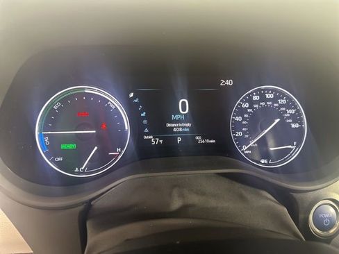 Used 2023 Toyota Sienna Limited AWD/4WD image 18