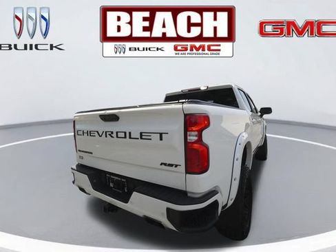 Used 2022 Chevrolet Silverado 1500 RST w/ Convenience Package II AWD/4WD image 3