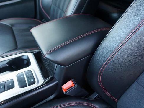 Used 2023 Ford Explorer ST-Line w/ Class IV Trailer Tow Package image 26