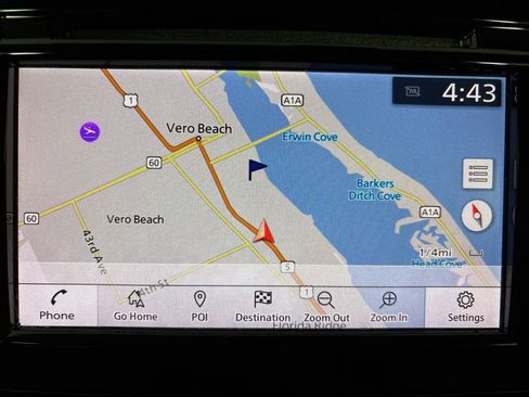 Used 2019 Nissan Rogue SV w/ Premium Package image 25