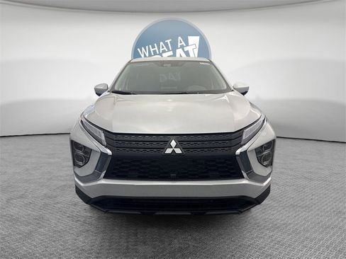 New 2026 Mitsubishi Eclipse Cross ES image 9