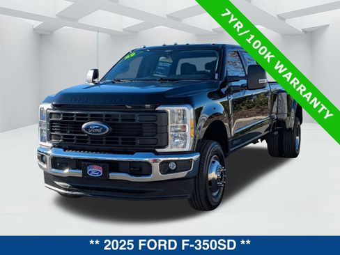 Certified 2025 Ford F350 XL image 7