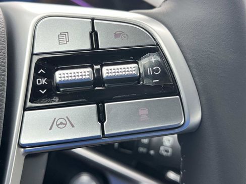 New 2025 Kia Telluride S image 30