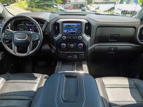 Used 2020 GMC Sierra 1500 Denali w/ Denali Ultimate Package AWD/4WD image 43