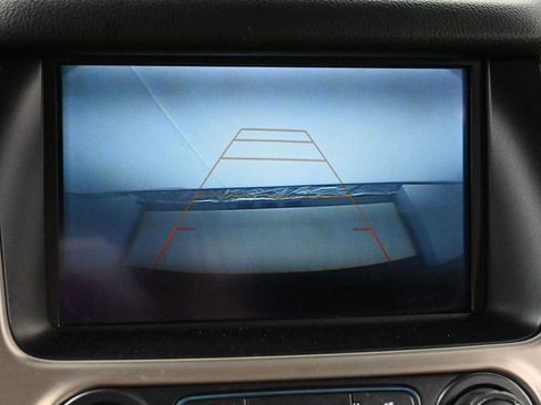 Used 2020 GMC Yukon Denali w/ Denali Premium Package image 27