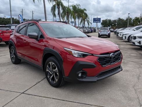Used 2026 Subaru Crosstrek 2.5i Premium AWD/4WD image 2