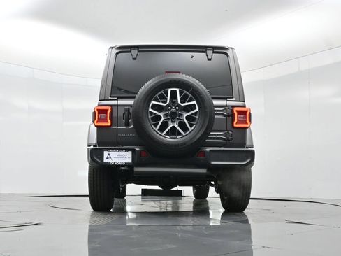 New 2026 Jeep Wrangler Sahara image 42