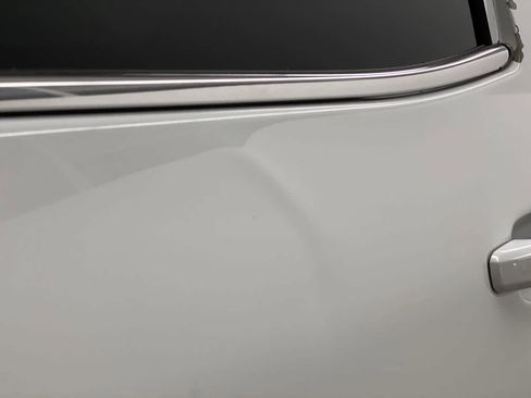 Used 2015 GMC Sierra 1500 SLE w/ SLE Value Package image 32