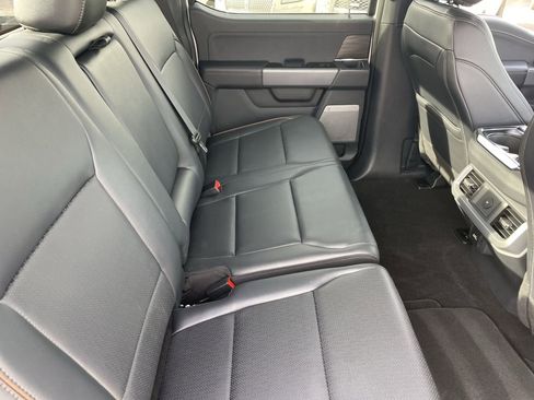 Used 2025 Ford F150 Lariat w/ Equipment Group 501A Mid image 12