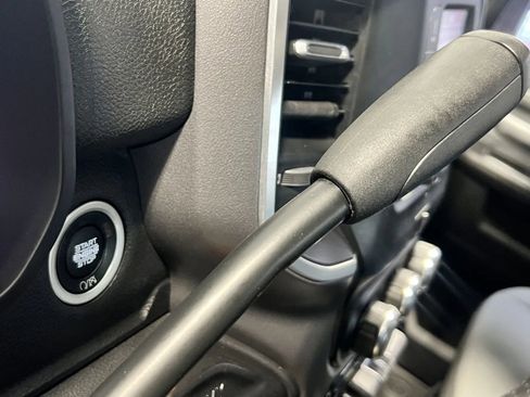 Used 2023 RAM 2500 Big Horn w/ Cold Weather Group image 39