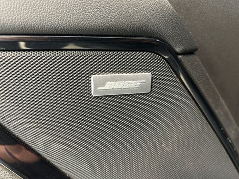 Used 2024 GMC Sierra 1500 AT4 w/ Technology Package AWD/4WD image 10