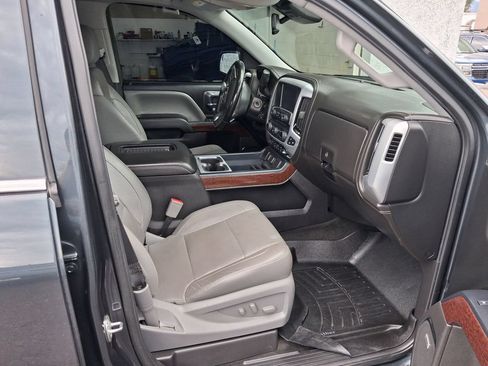 Used 2018 GMC Sierra 1500 SLT AWD/4WD image 16