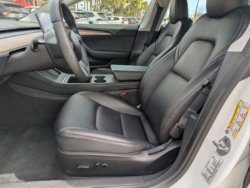 Used 2023 Tesla Model 3 Standard Range image 11