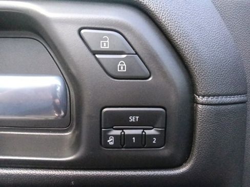 Used 2021 Chevrolet Silverado 1500 LTZ image 12