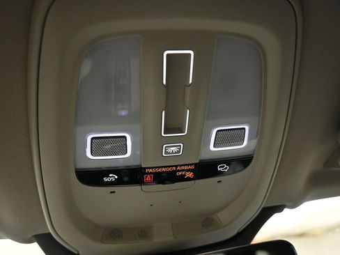 New 2026 Volvo XC90 B6 Plus w/ Protection Package Premier image 39