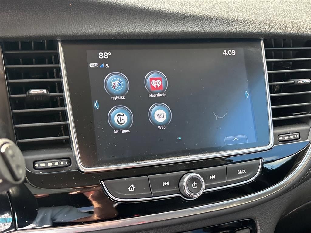 Used 2018 Buick Encore Premium AWD/4WD image 13