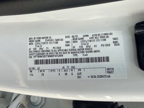 Used 2022 Ford F350 Platinum AWD/4WD image 46