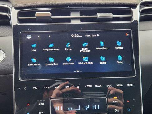 Certified 2022 Hyundai Santa Cruz Limited image 14