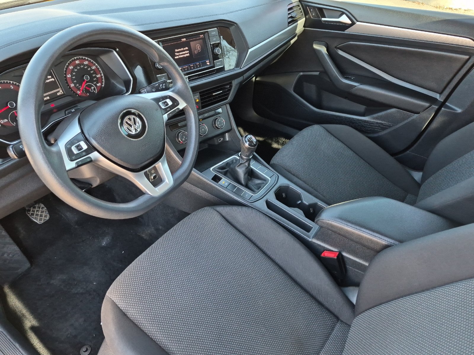 Used 2019 Volkswagen Jetta S w/ Driver Assistance Package FWD image 9