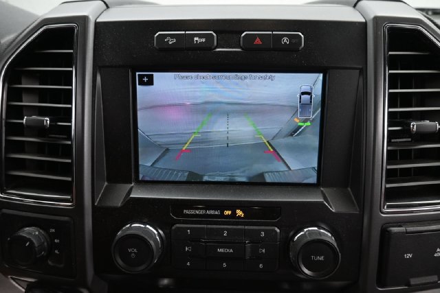Used 2019 Ford F150 XLT w/ Equipment Group 302A Luxury AWD/4WD image 16