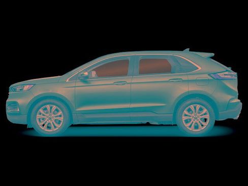 Certified 2024 Ford Edge Titanium image 3