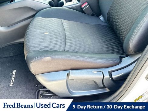 Used 2020 Nissan Rogue S AWD/4WD image 25