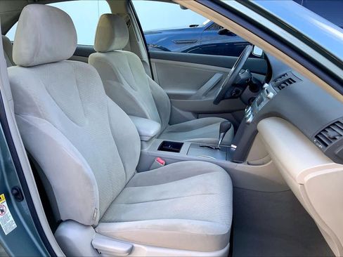Used 2008 Toyota Camry LE image 7