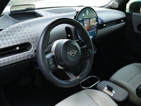 Used 2025 MINI Cooper S image 19