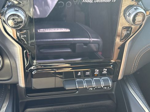 Used 2022 RAM 1500 Limited image 20