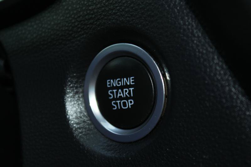 Used 2021 Toyota Corolla SE FWD image 32