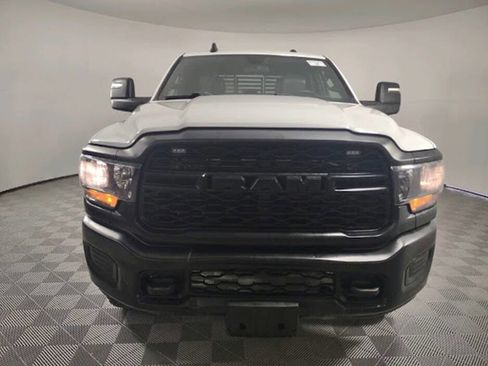 Used 2023 RAM 2500 Tradesman AWD/4WD image 2