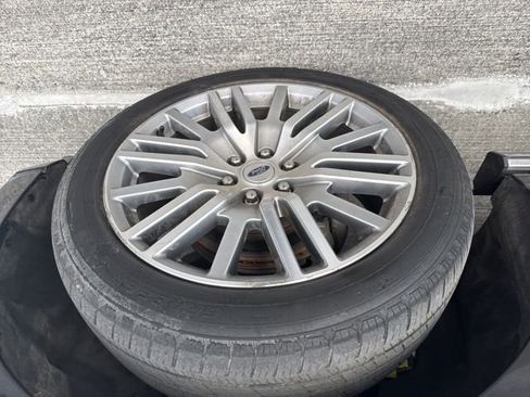 Used 2022 Ford Expedition Platinum AWD/4WD image 20