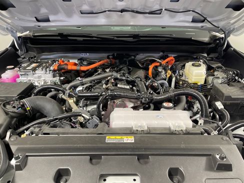 New 2025 Toyota Tacoma TRD Off-Road image 9