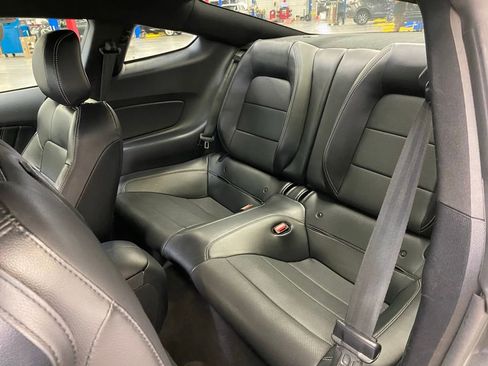 Used 2022 Ford Mustang GT Premium image 19