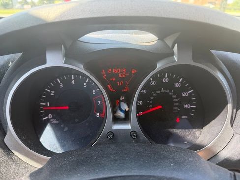 Used 2011 Nissan Juke SL w/ Sport Pkg FWD image 10