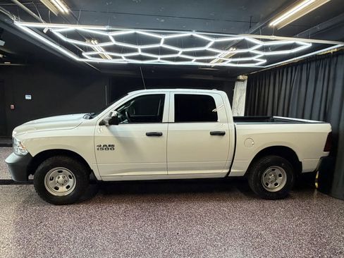 Used 2018 RAM 1500 Tradesman w/ Popular Equipment Group AWD/4WD image 4