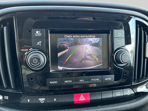 Used 2019 RAM ProMaster City Tradesman SLT FWD image 25