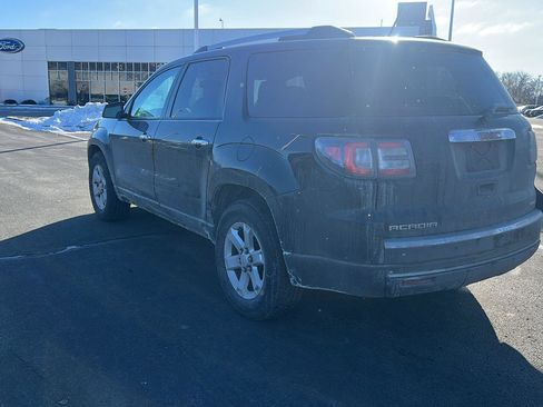 Used 2015 GMC Acadia SLE image 19