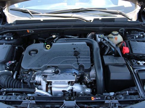 Used 2022 Chevrolet Malibu LT image 13