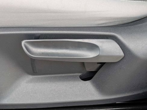 Certified 2023 Volkswagen Taos S FWD image 27